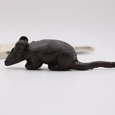 Trade Cie .75x1.25x1.25" Cast Iron Brown Mouse  HD5207