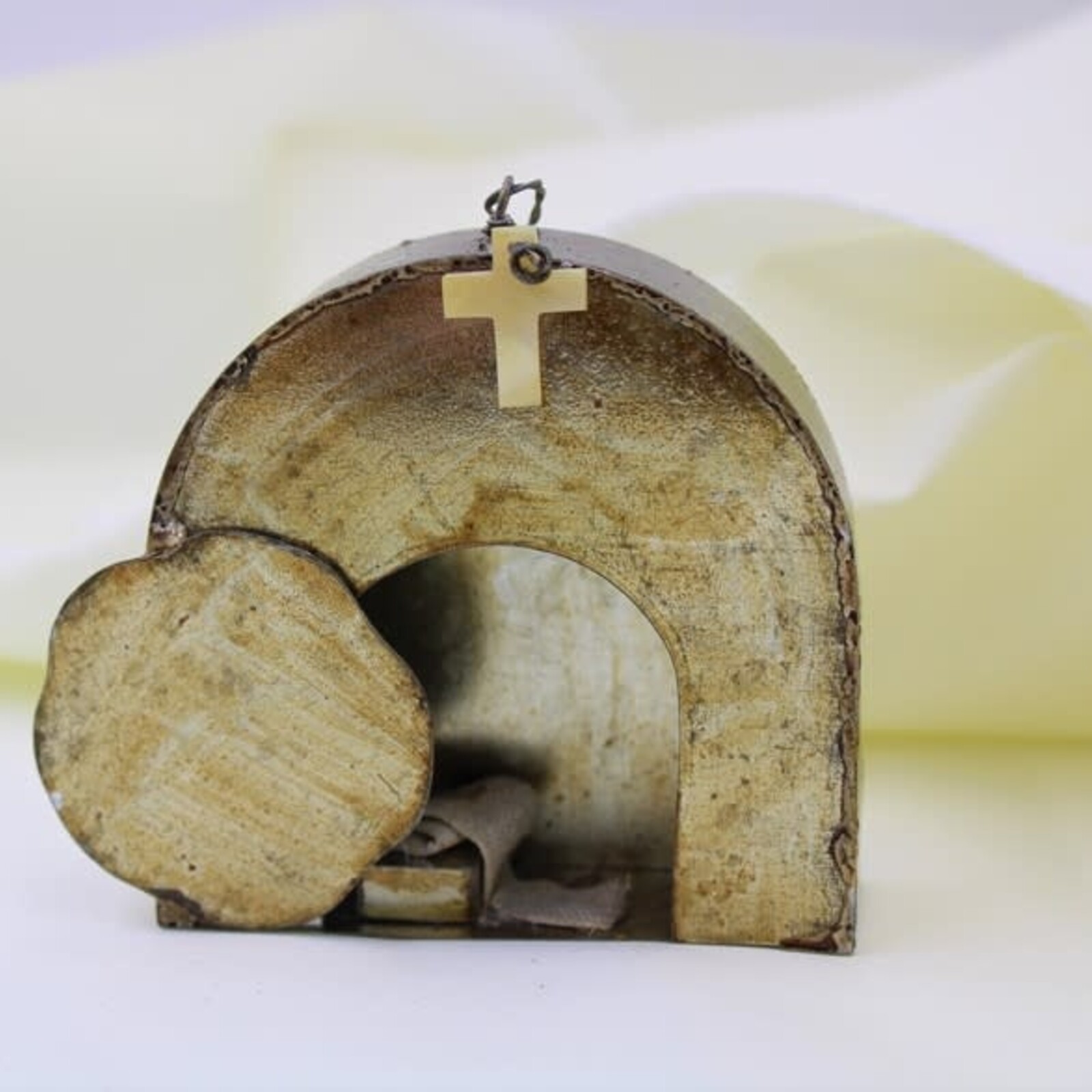 Trade Cie 3.5x1x3" Metal Empty Tomb, Hanging or Tabletop   JM92021 loading=