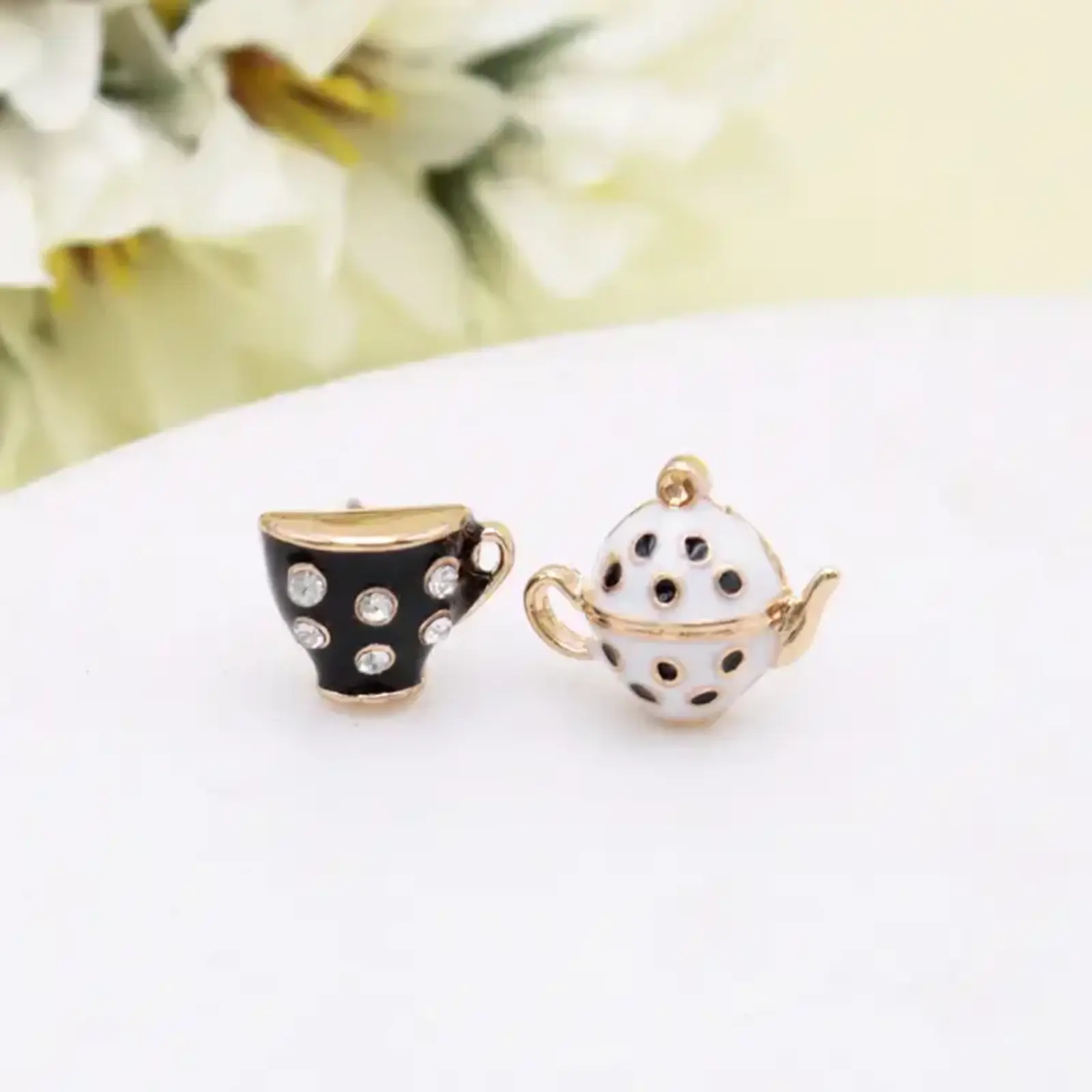 ZAD Earrings- Spot of Tea Black Tea Set Post  E9067BK loading=