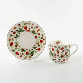 Coastline Imports Strawberry/Ladybug Jumbo Cup/Saucer (1) - CIF863-4L