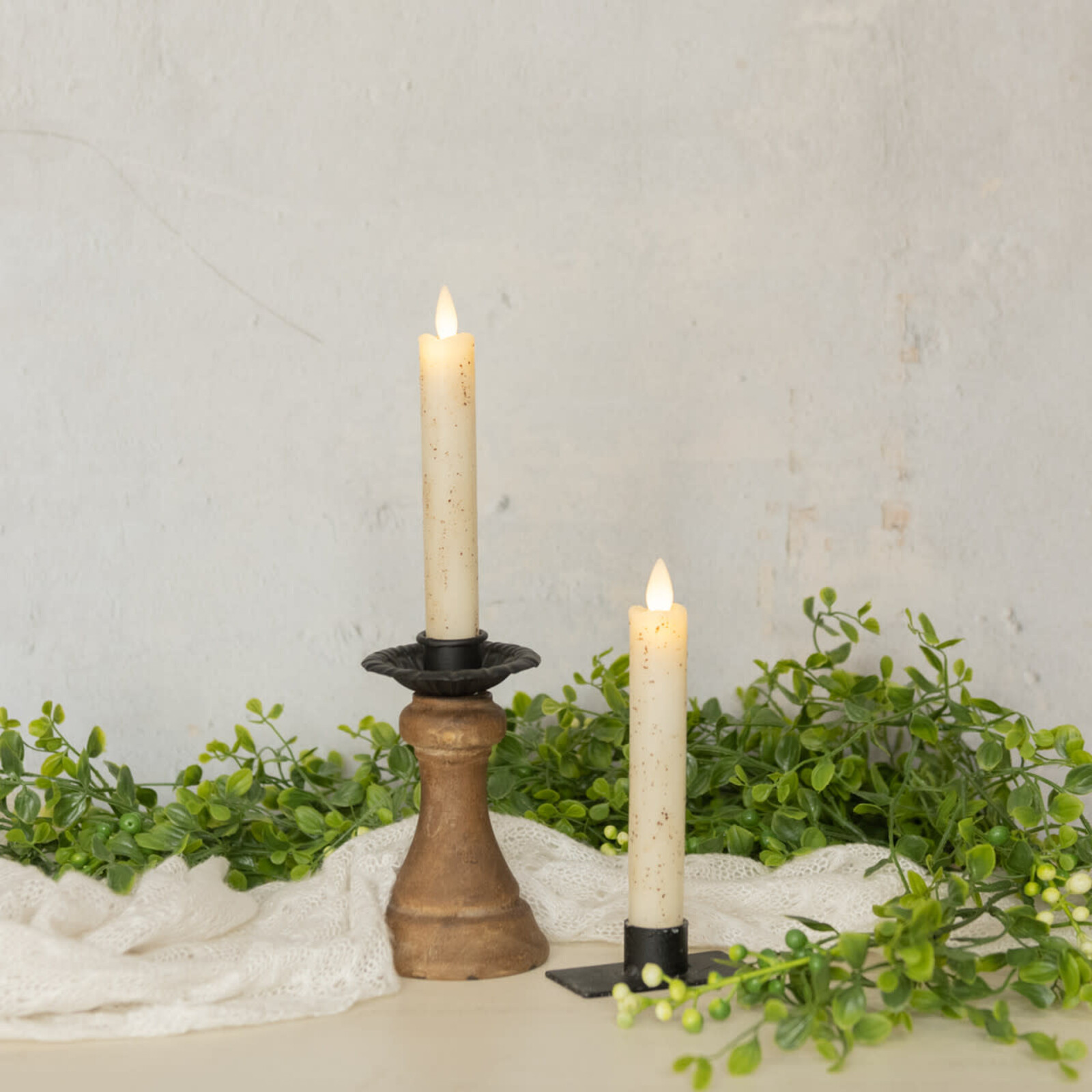 Ragon House SET/ 2 - 6.75" MOVING FLAME CREAM TAPER CANDLE - NY213008 loading=