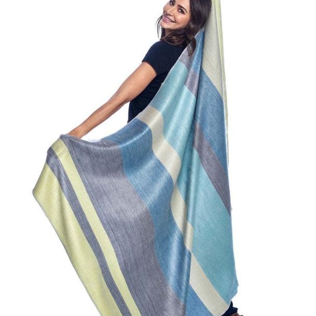 Blanket-Mineral Blue-Alpaca-70" x 90" (Ecuador)