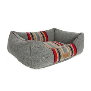 Carolina Pet Vintage Camp Kuddlers