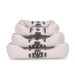 Carolina Pet Pendleton Harding Tonal Natural Berber Kuddler