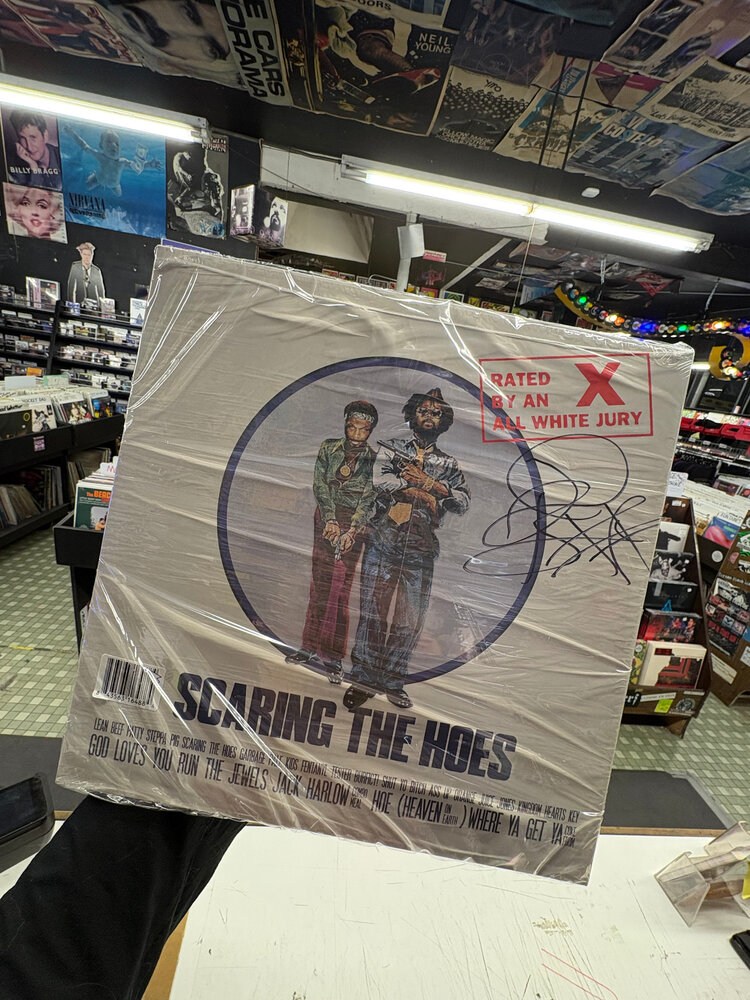 Many Hats Endeavor Jpegmafia & Danny Brown - Scaring the Hoes LP (white vinyl) [*SIGNED BY DANNY BROWN*]