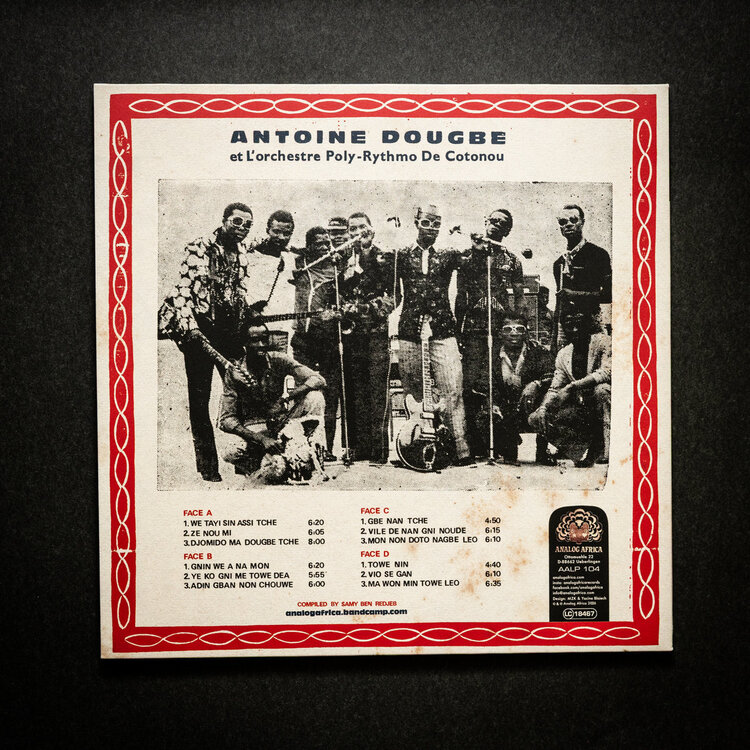 Analog Africa Dougbe, Antoine Et L'Orchestre Poly-Rythmo De Cotonou - 1977 - 1982 2LP (Analog Africa No.44)