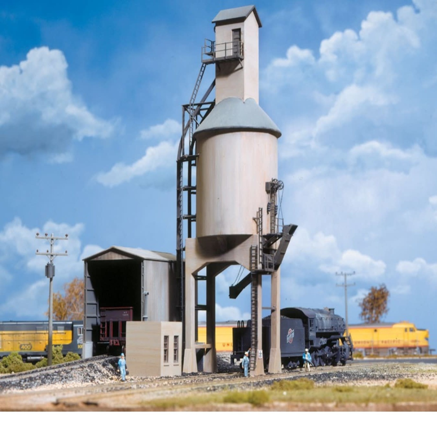 Walthers Cornerstone HO Concrete Coaling Tower Kit - Clearance