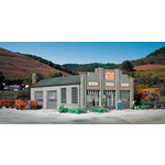 Walthers Cornerstone HO State Line Farm Supply Structure Kit
