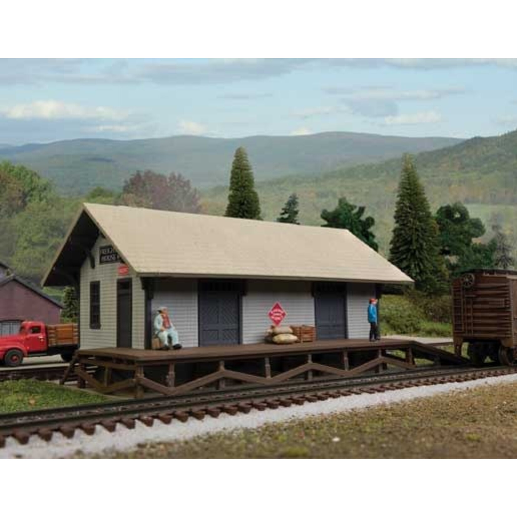 Walthers Cornerstone N Golden Valley Freight House Kit