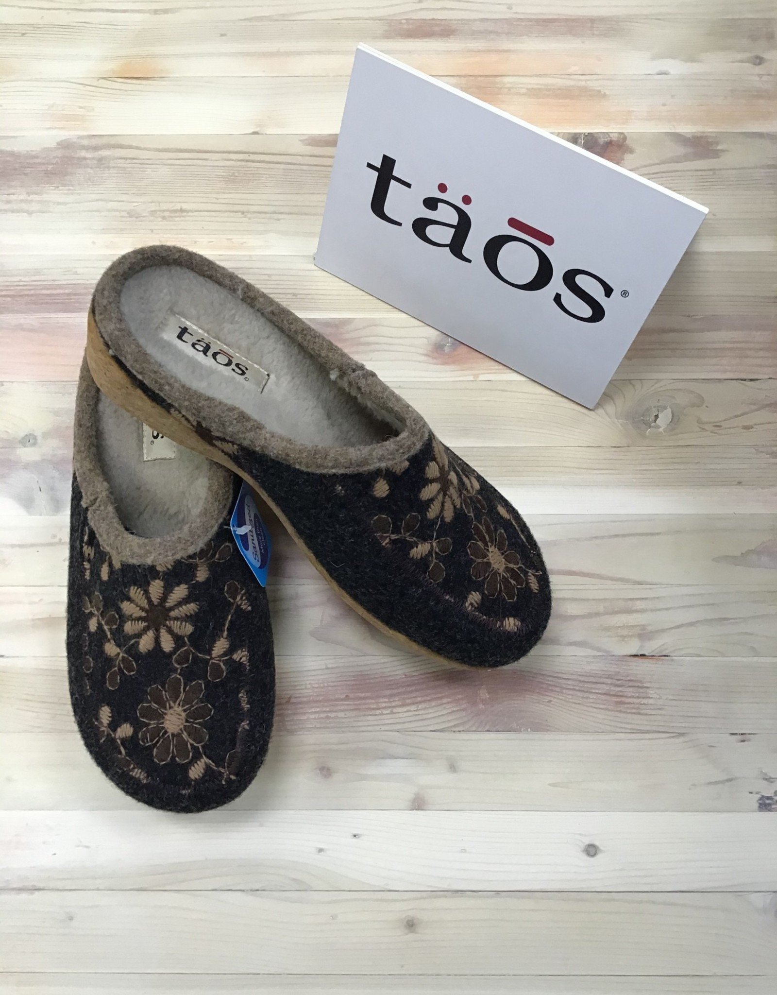 Taos on sale ballet flats