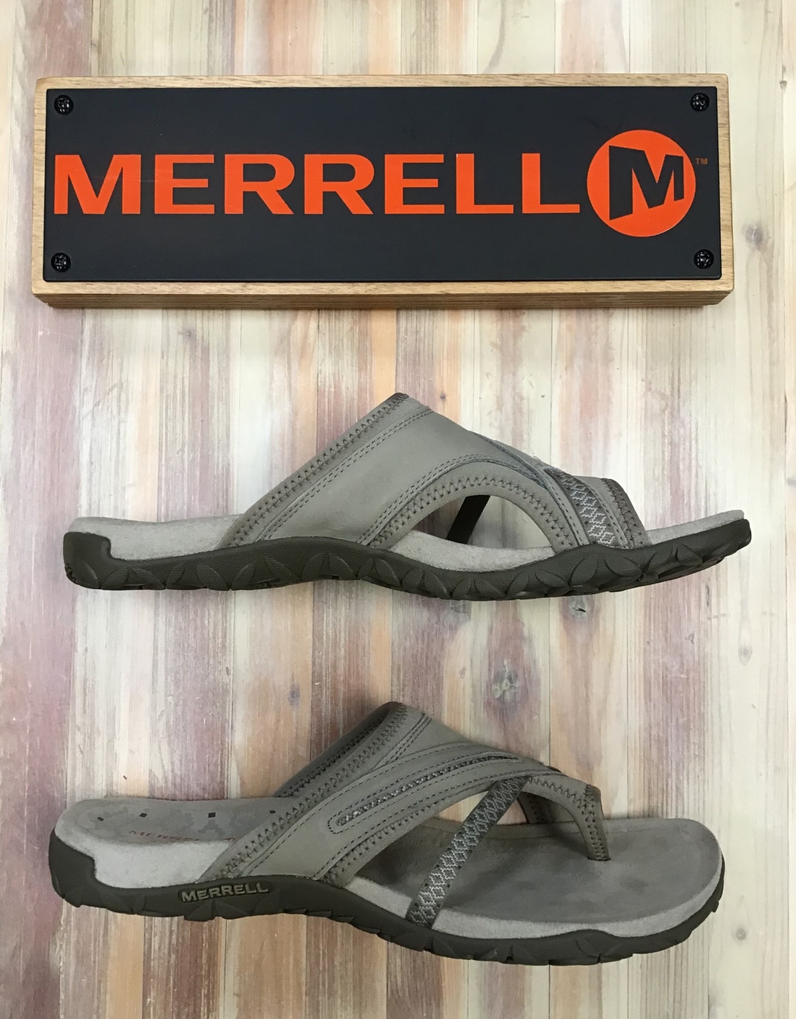 Merrell terran outlet post 11 sandals