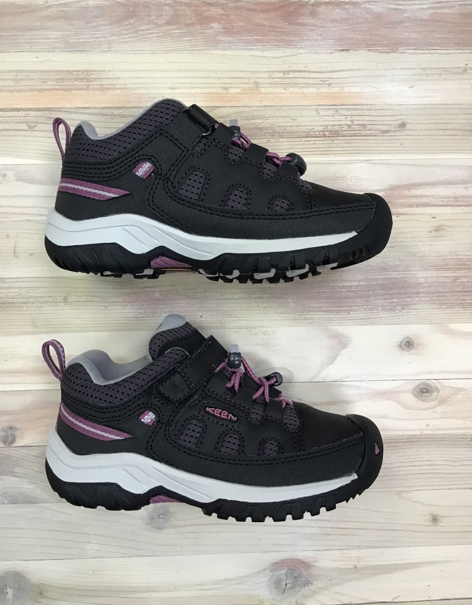 Keen targhee hotsell low kids