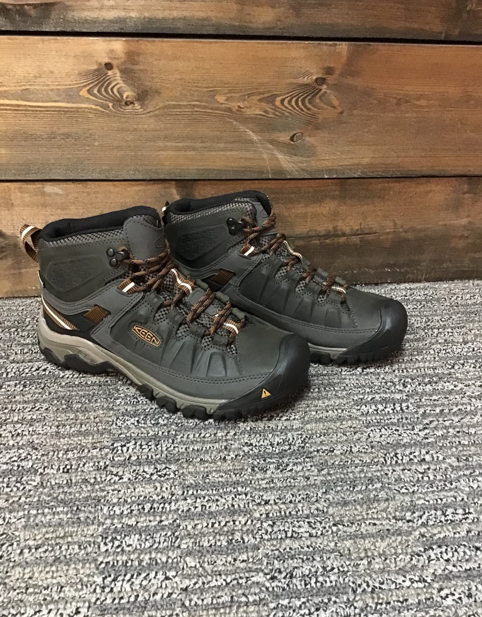 Keen Targhee III Mid WP Wide Men's - Shoes & M'Orr