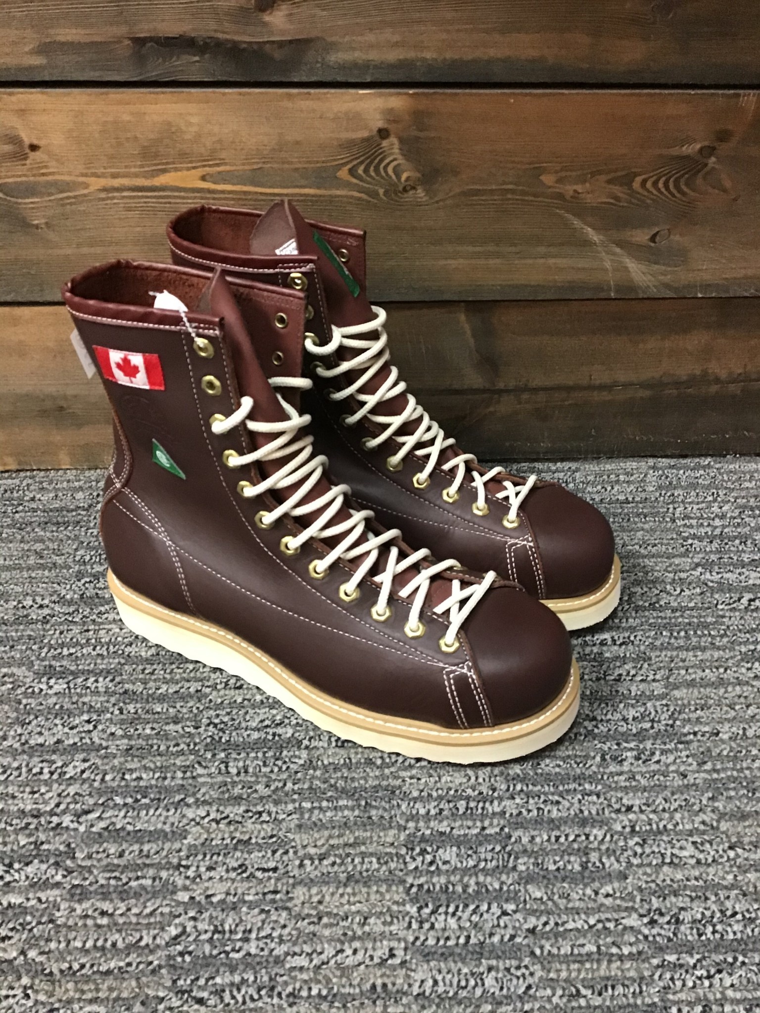 Canadian deals ironworker boots