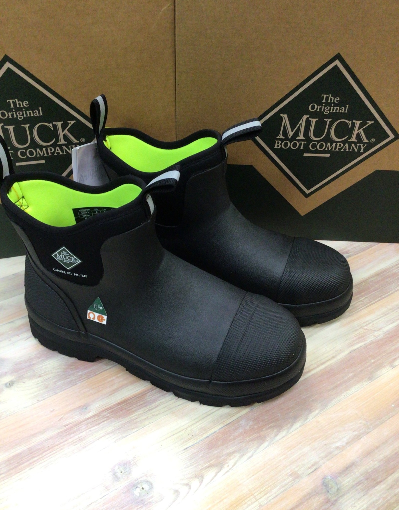 Muck Chore Classic Chelsea CSA Men's - Shoes & M'Orr