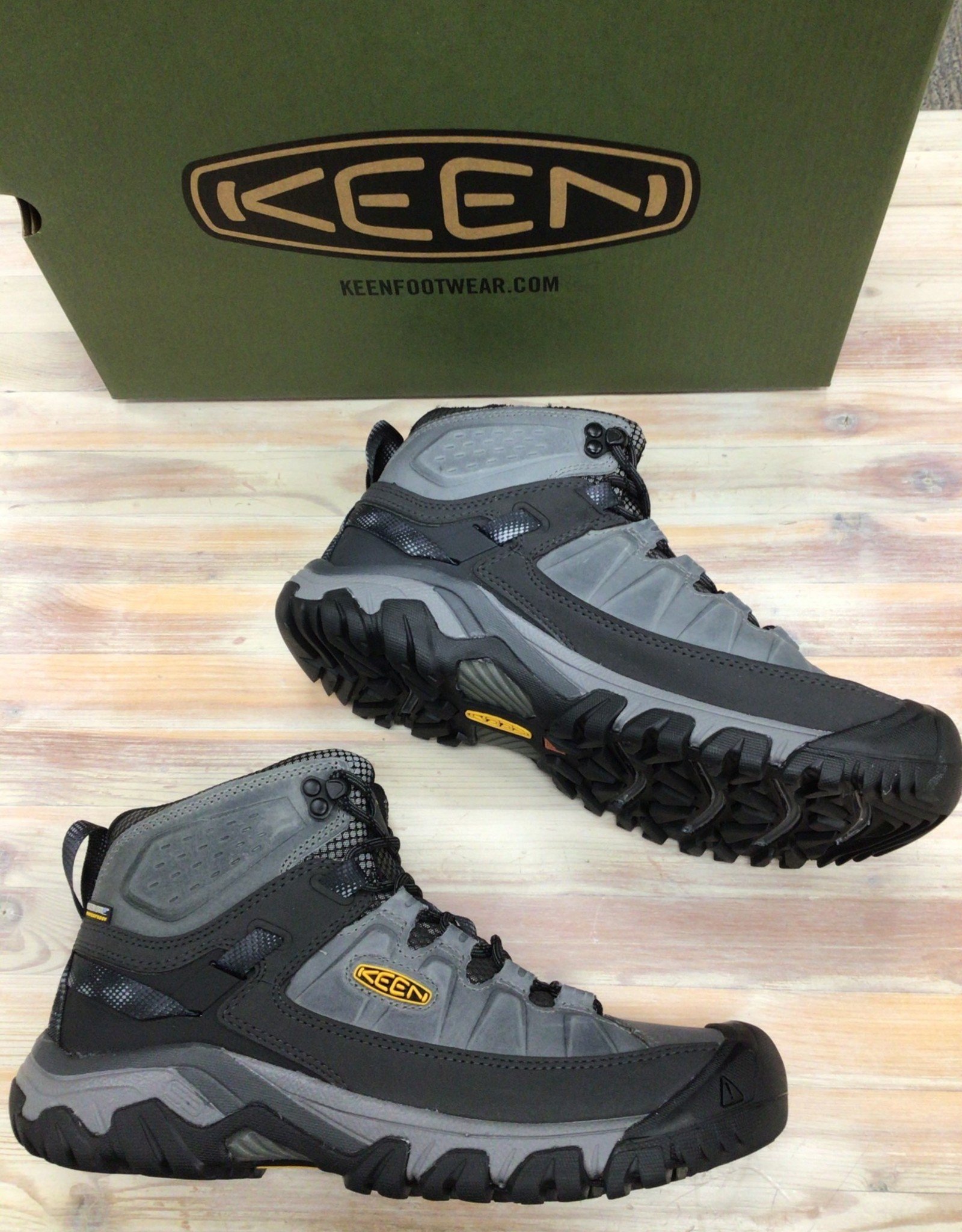 Keen Keen Targhee III Mid WP Men's