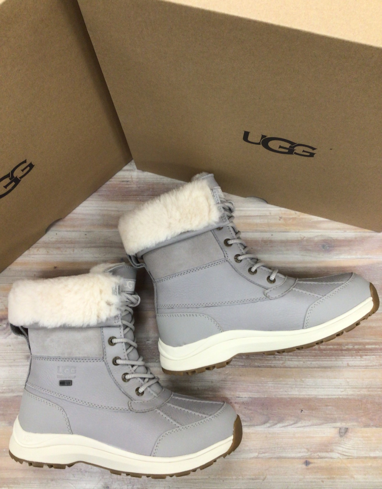 Ugg Ugg Adirondack Boot III Ladies’