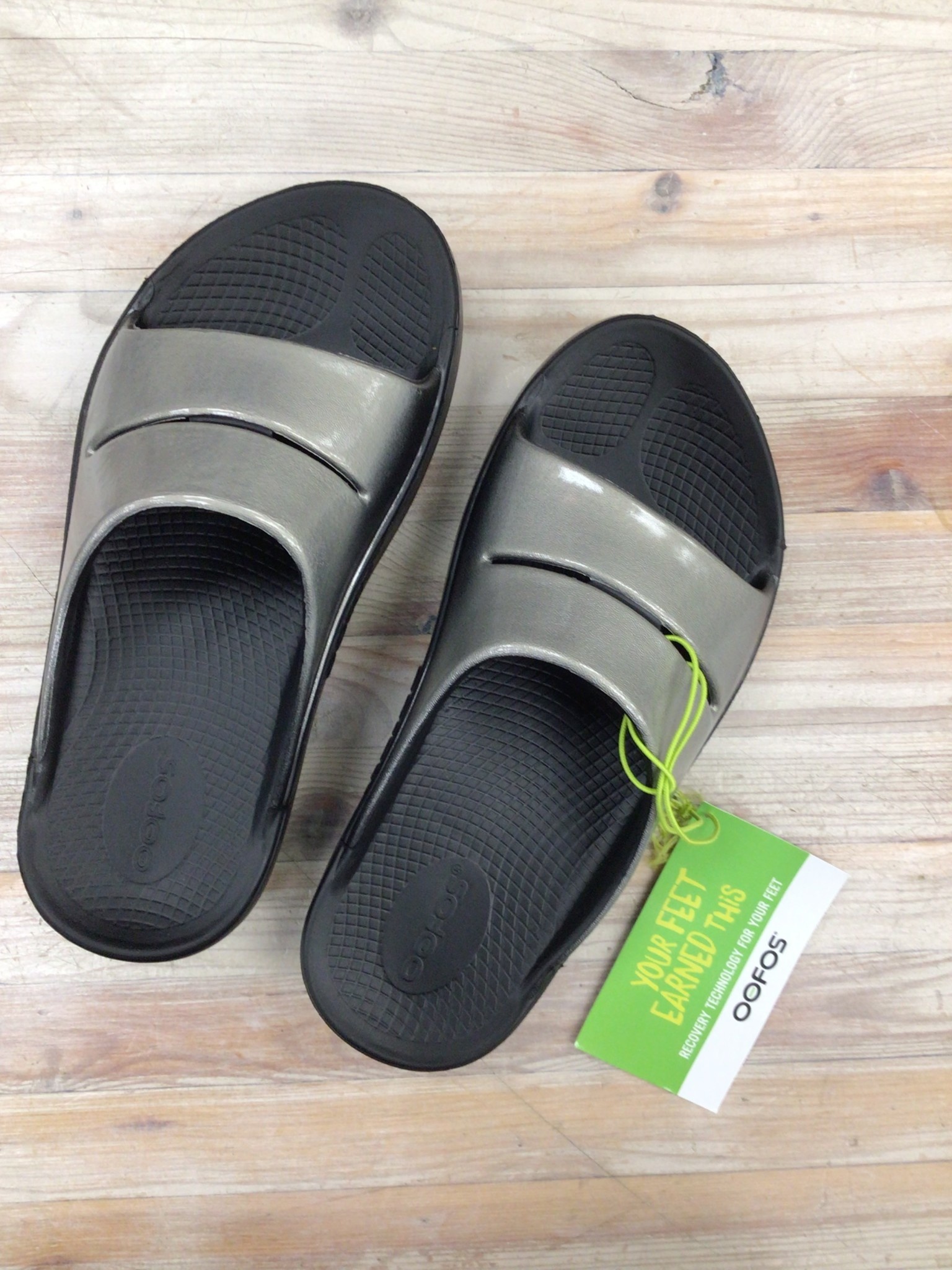★2022SS新作★OOFOS★OOAHH LUXE SLIDES Oofos OOahh Luxe Slide | The Runners Shop Toronto Canada