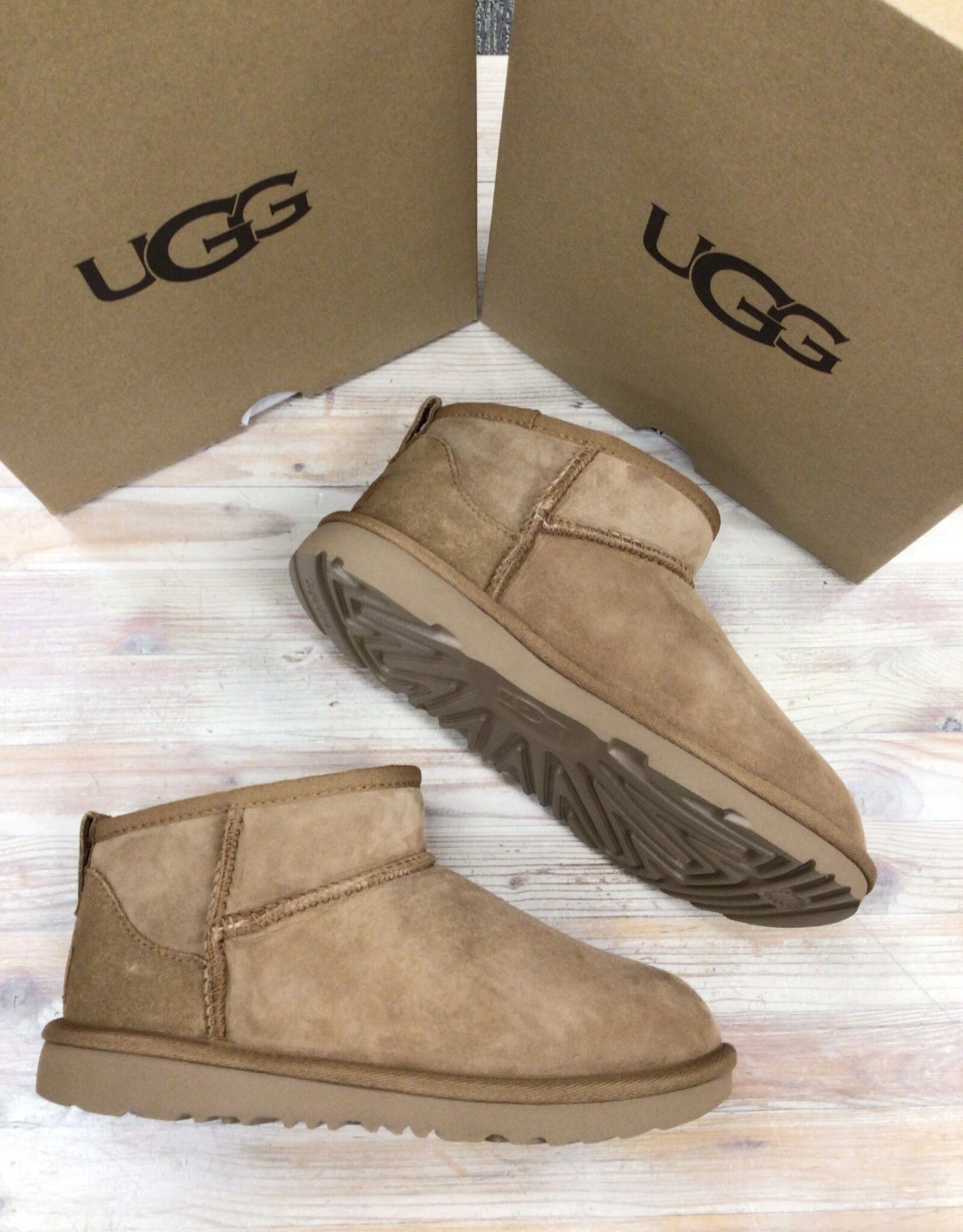 Ugg K Classic Ultra Mini Kids' - Shoes & M'Orr