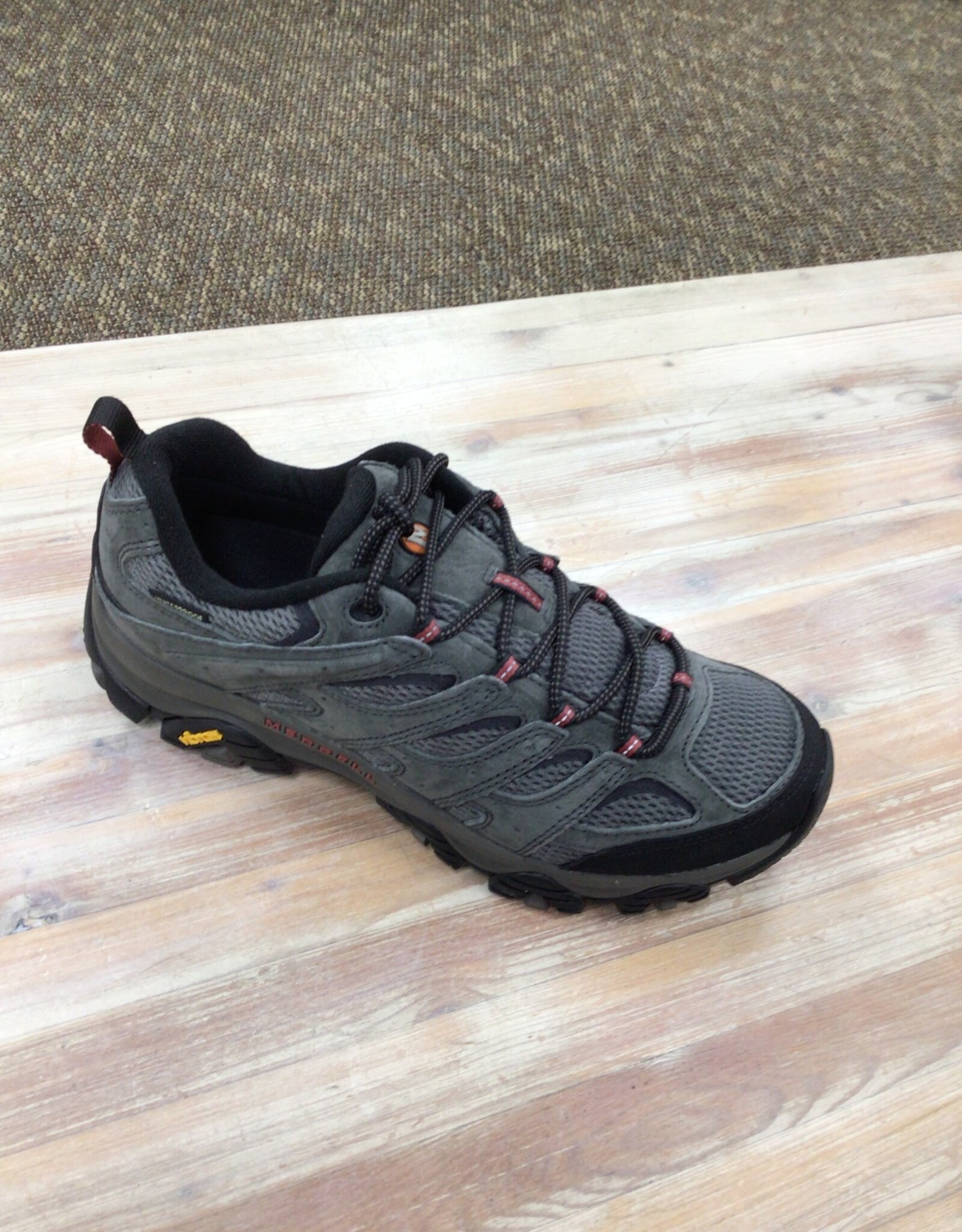 Moab edge 2 hiking shoes hot sale