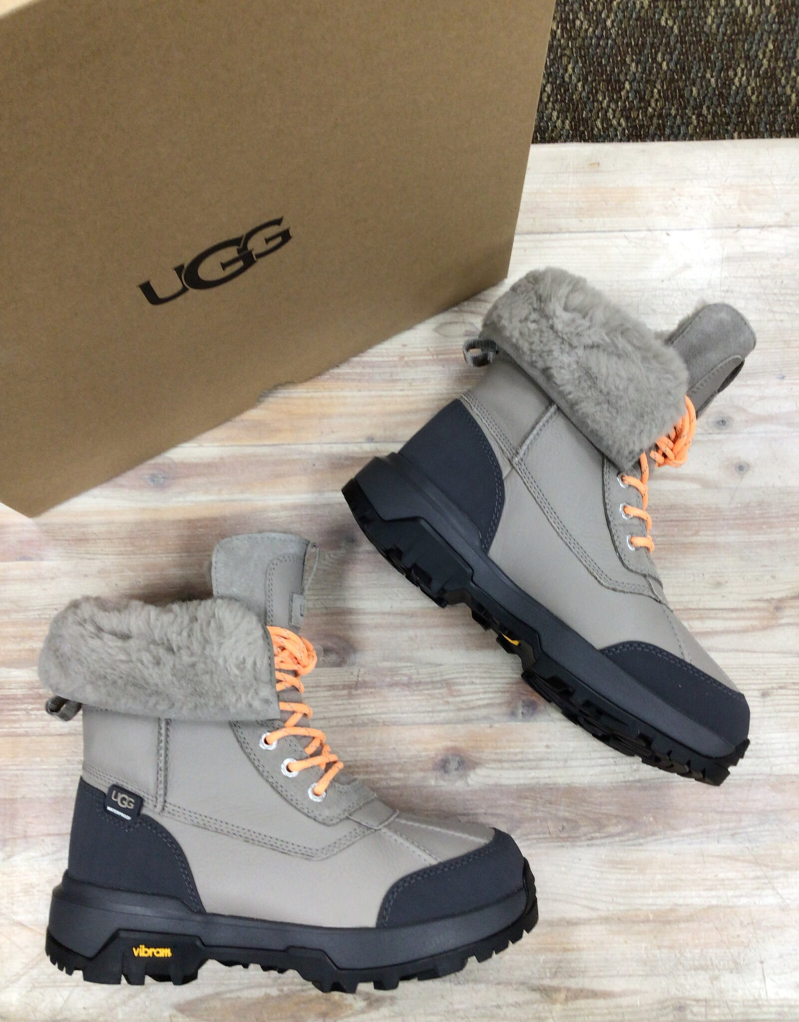 Ugg Ugg Adirondack Boot XXV Ladies’