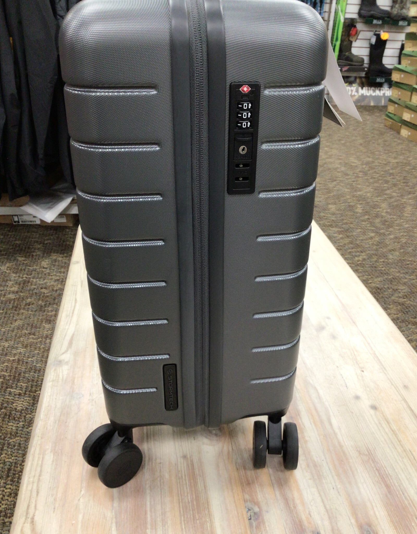 Stormtech Stormtech Valero Wheeled Carry-On