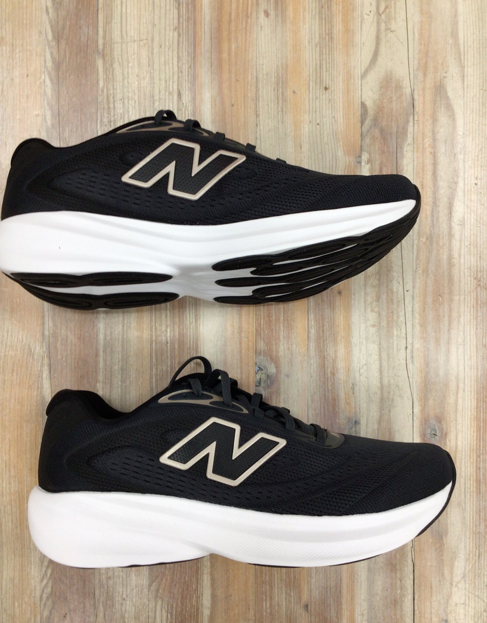 New Balance New Balance W680v9  Ladies’