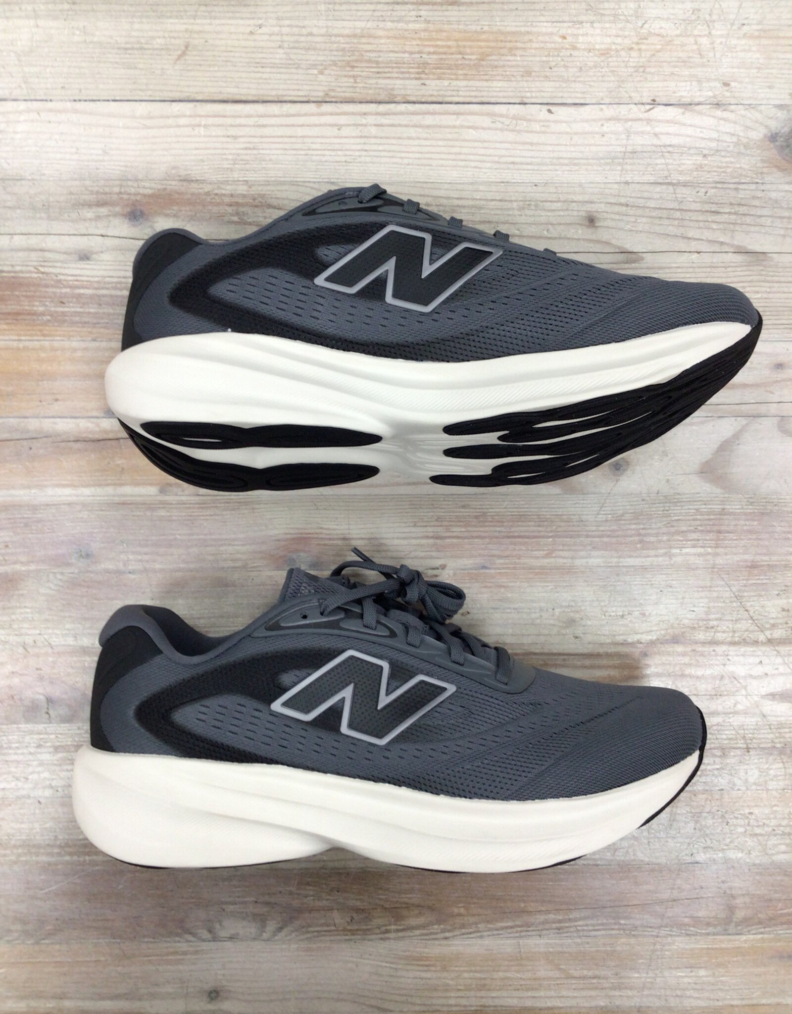 New Balance New Balance M680 v9 Men’s