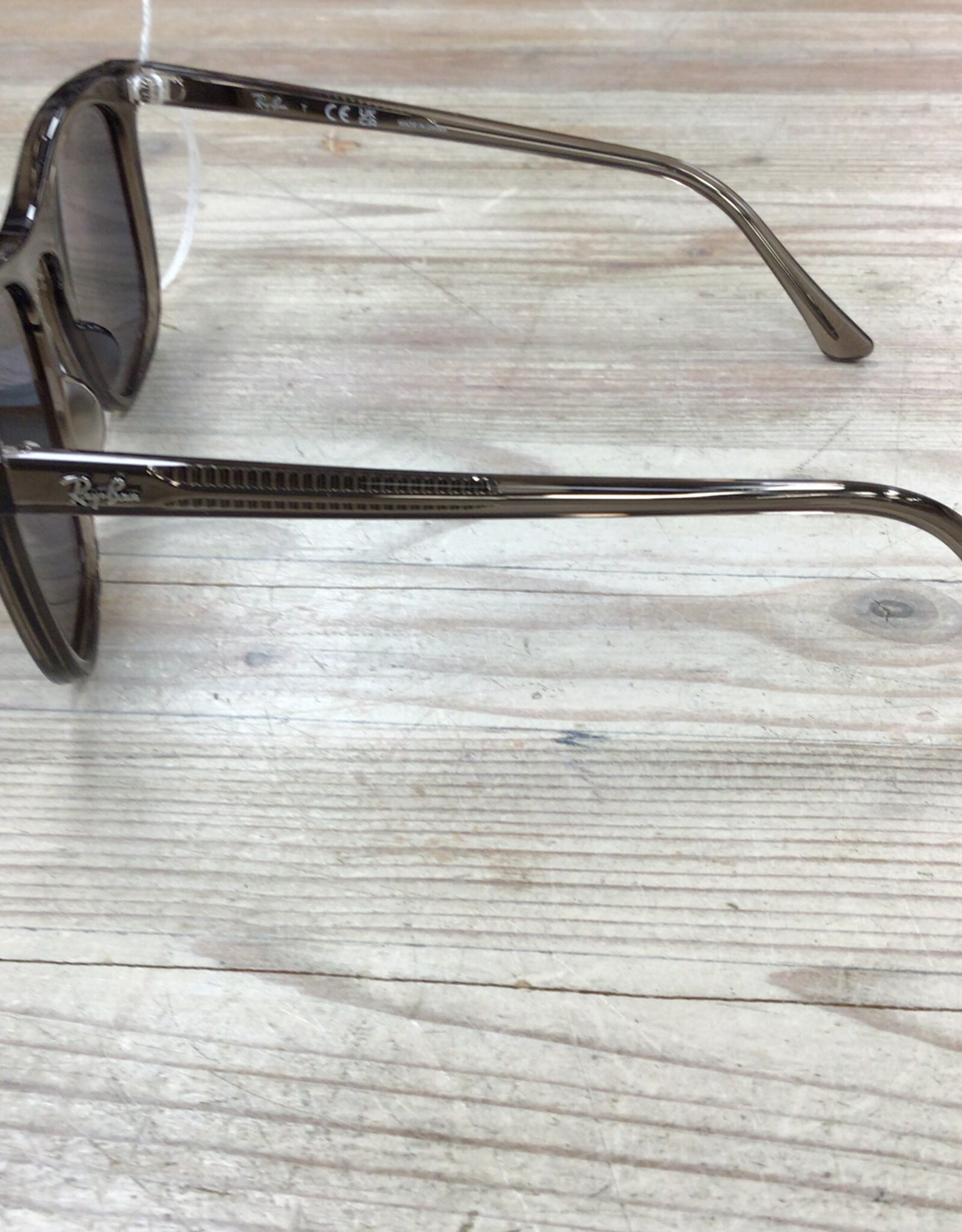 Ray-Ban Ray-Ban 2210