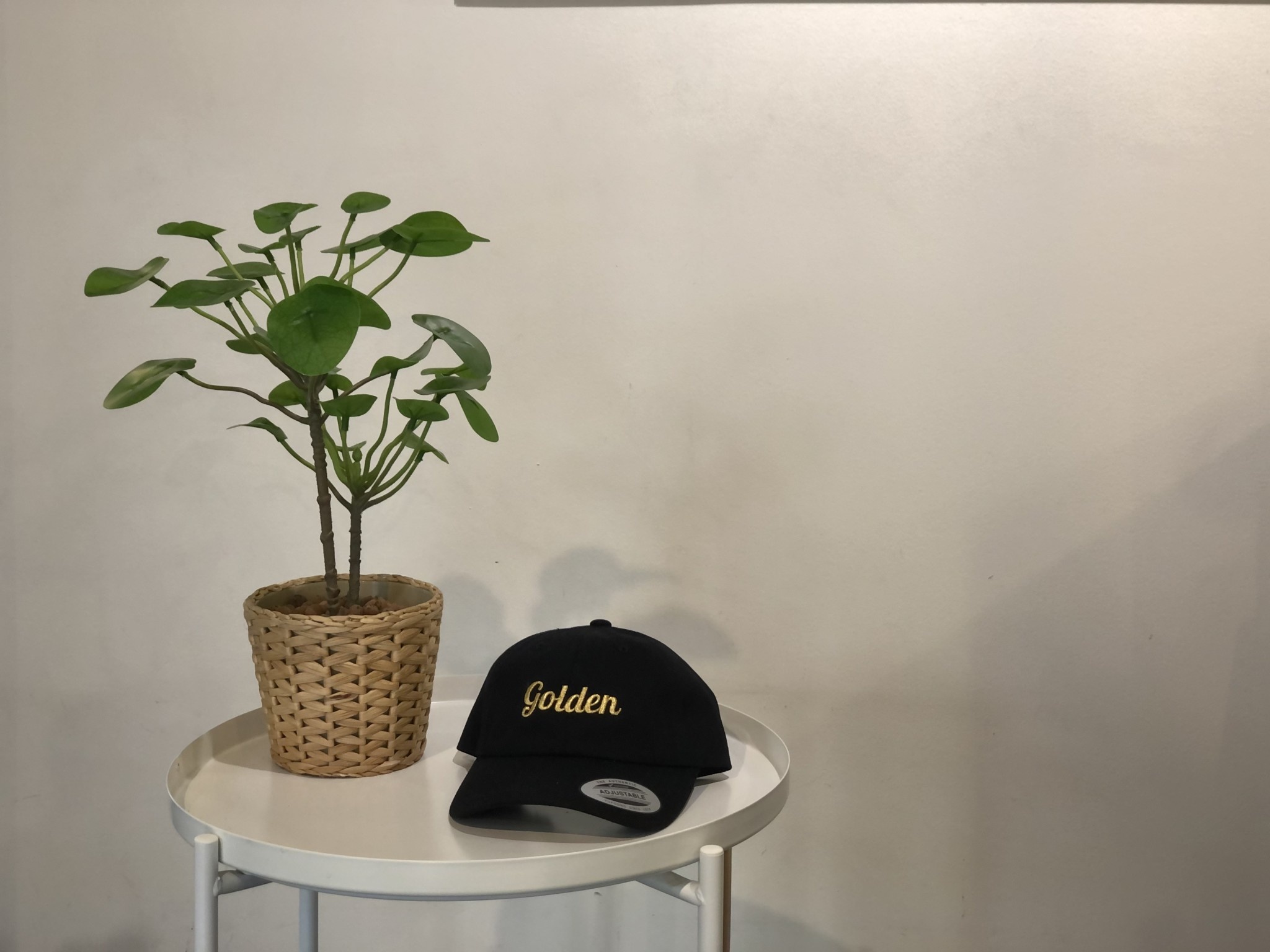 Golden Golf Hat-1