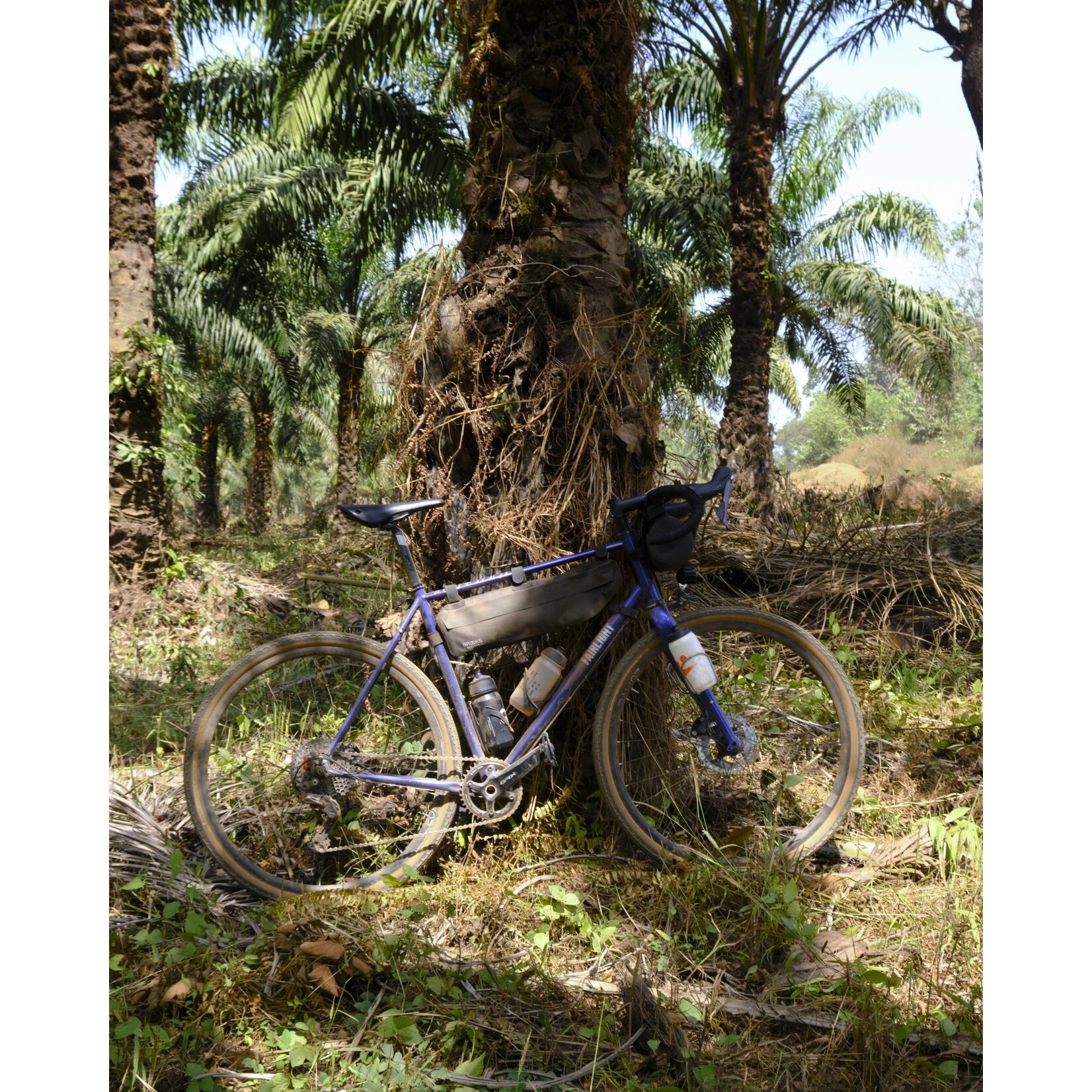 Brooks B17