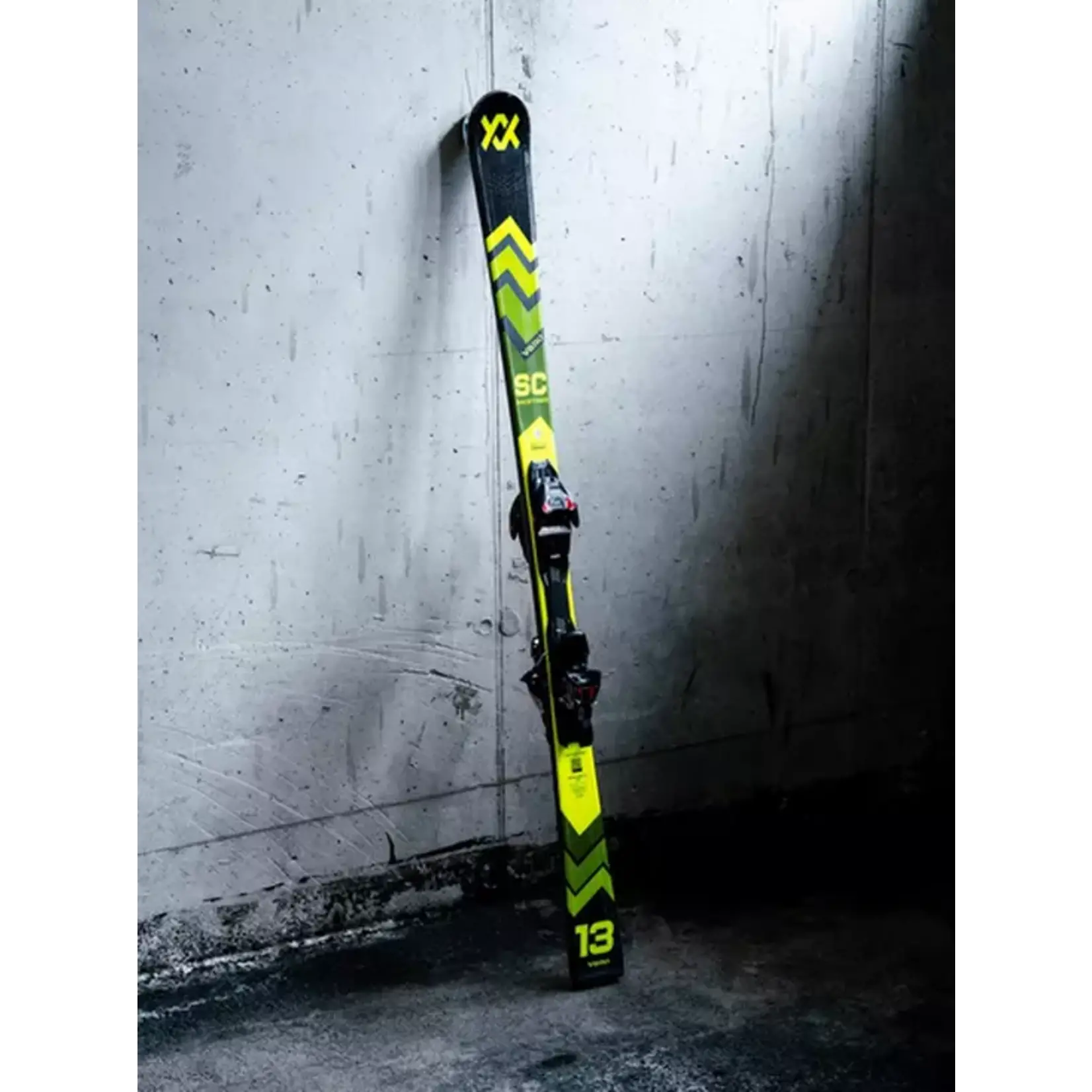 Völkl Racetiger SC Black Skis 2025