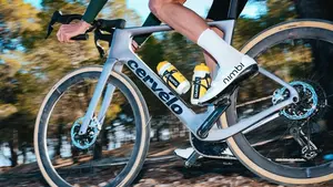Cervélo Áspero-5: The Cutting Edge of Gravel Speed Cervélo Áspero-5: The Cutting Edge of Gravel Speed