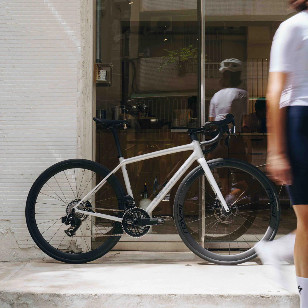 The New Specialized Aethos 2: Integration Meets the Soul of a Rider’s Bike