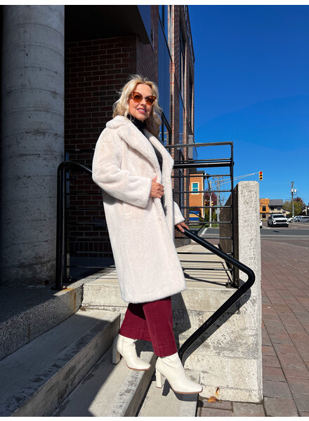 Joseph Ribkoff Manteau Fausse Fourrure 243902