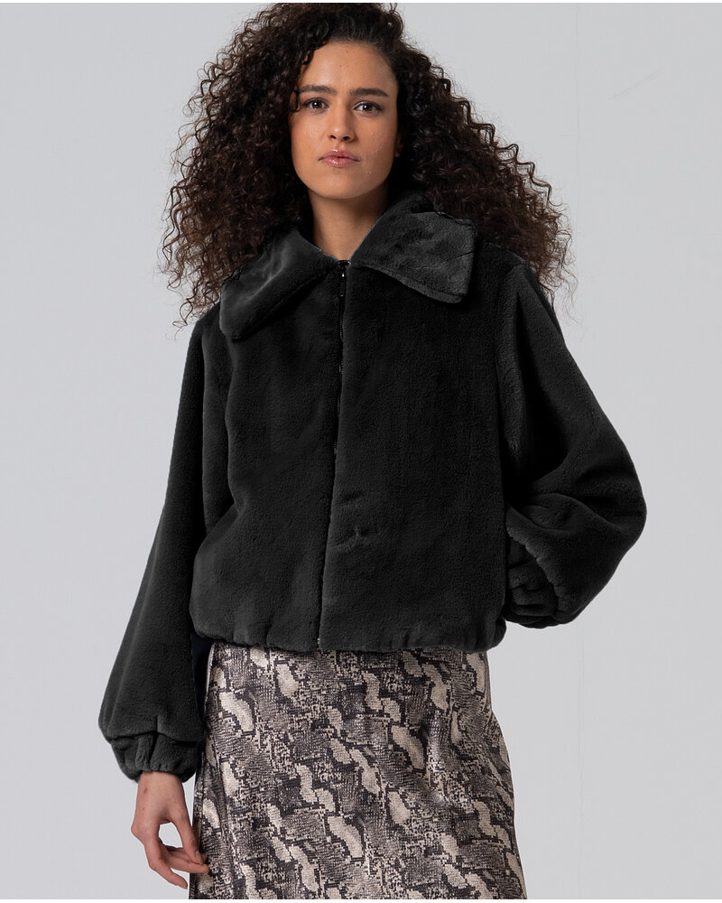 Surkana Faux Fur Coat 555LAPE422