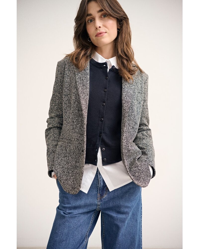 Part Two Vineke Blazer