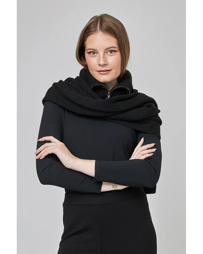 Uchuu Collar with integrated scarf CF25-509