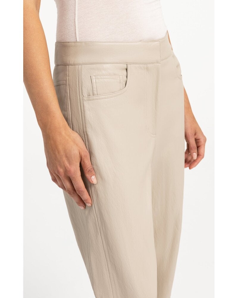 Yaya Pantalon coupe carotte en faux cuir