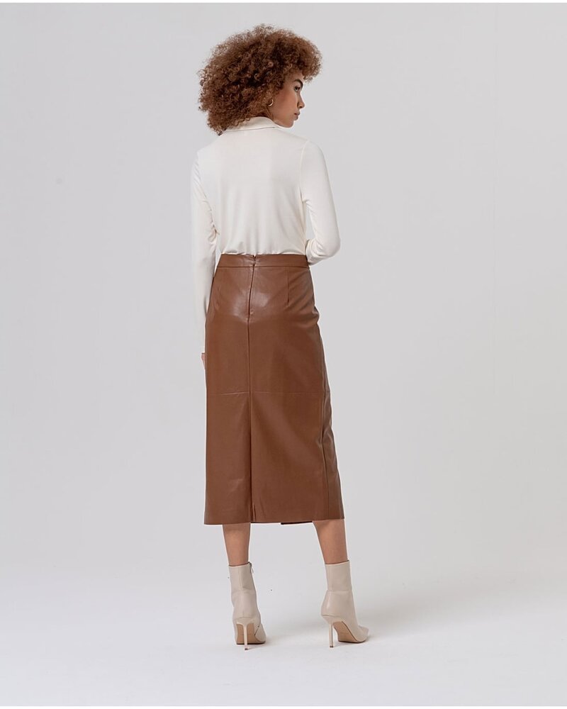Surkana Jupe en faux cuir -Capu622
