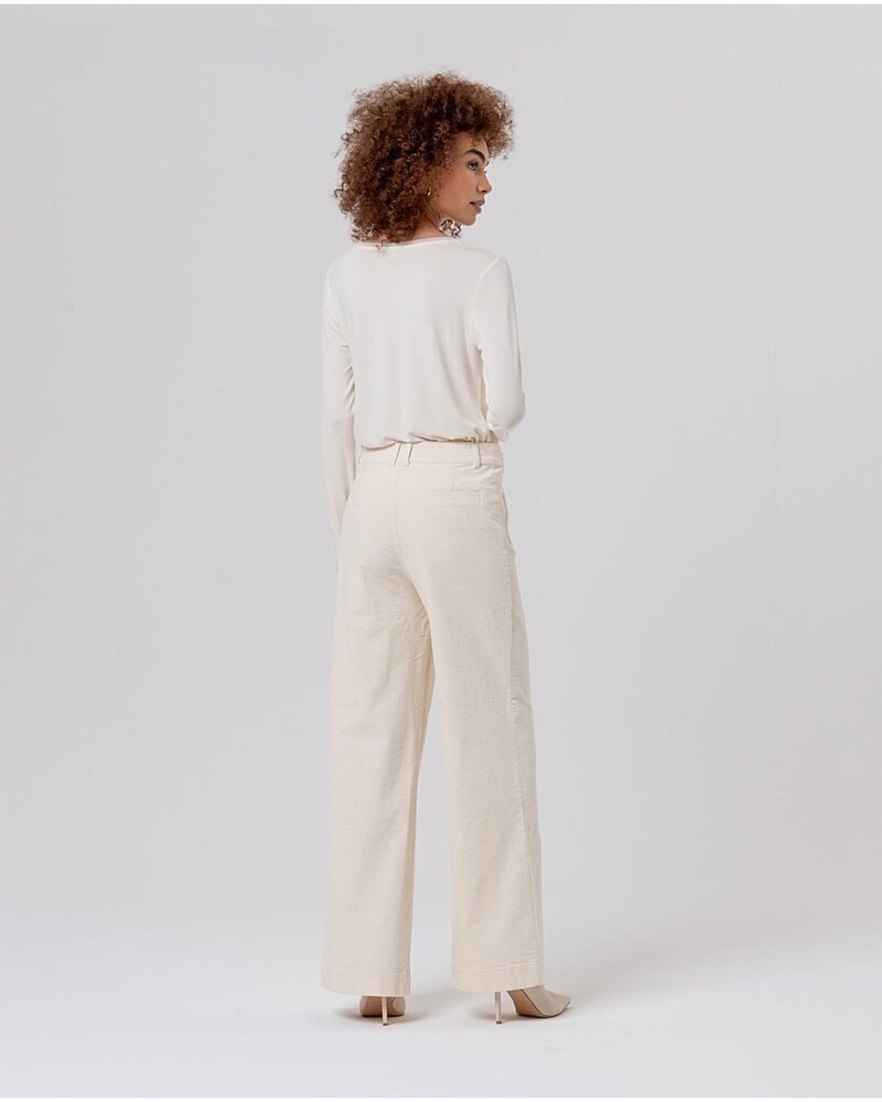 Surkana Pantalon à jambe larges en velours côtelé -Tass523