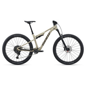 Giant Giant, Stance 2027