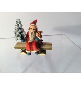 Mini Santa on Bench