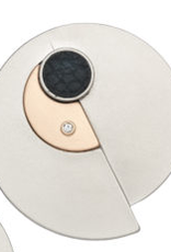 Howards Magnetic Brooch