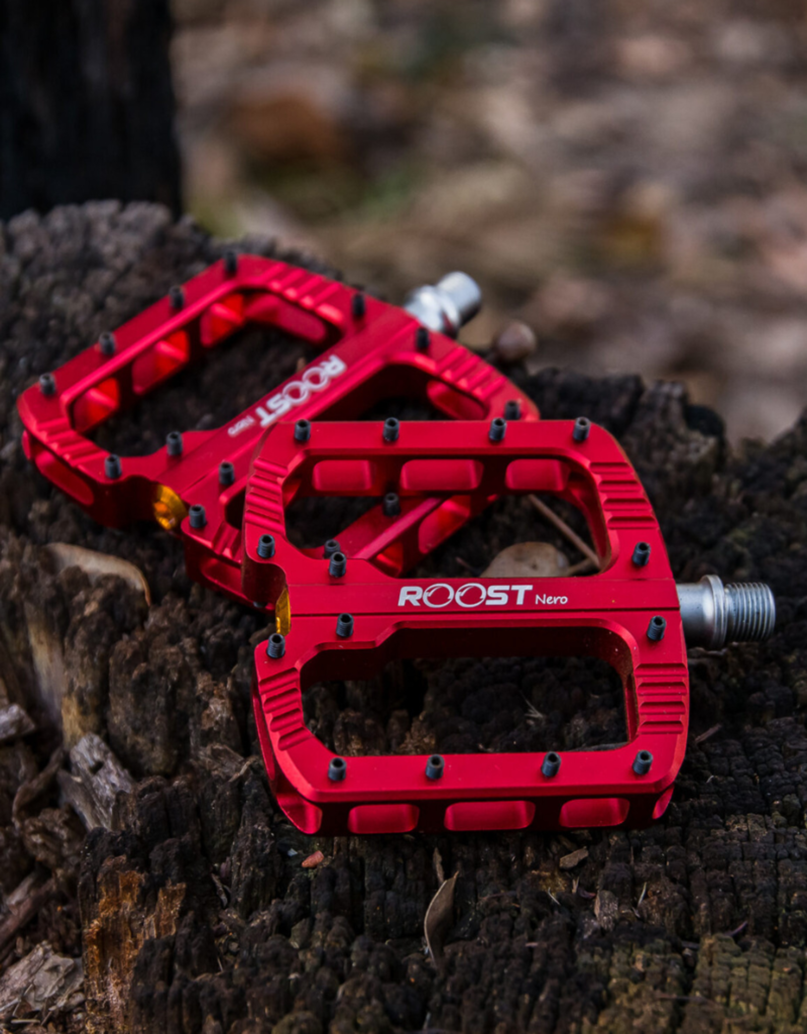Roost Bike Roost Nero Pedals Red