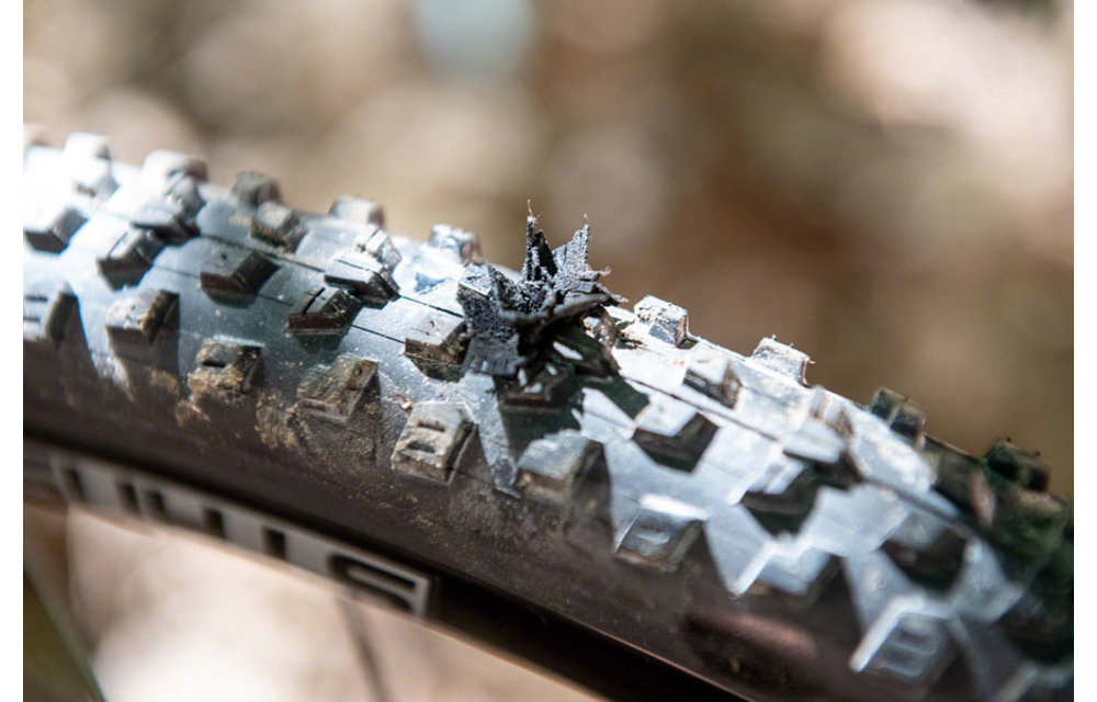 Stan's NoTubes Dart Tool