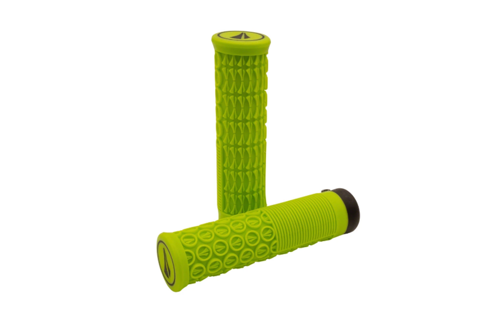 Thrice 33 Lock On Grips