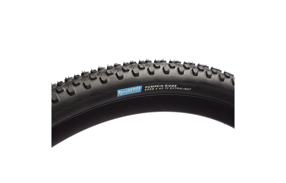 650B x 42 Pumpkin Ridge TC Tire