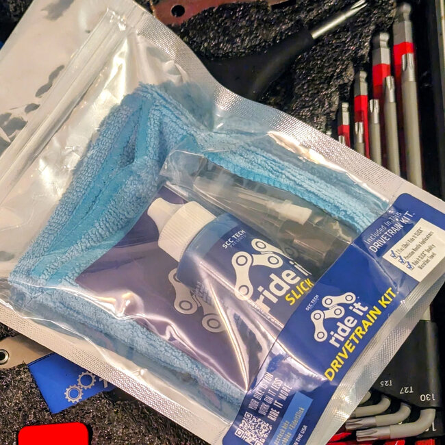 SccTech Slick All Conditions Chain Treatment Kit