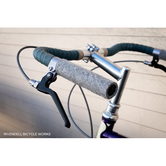 Peel'n'Stick Wool Felt Grips Pair